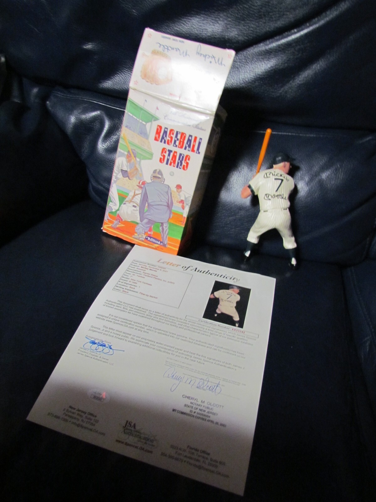 1988 Hartland Mickey Mantle Signed Statue JSA Certified 