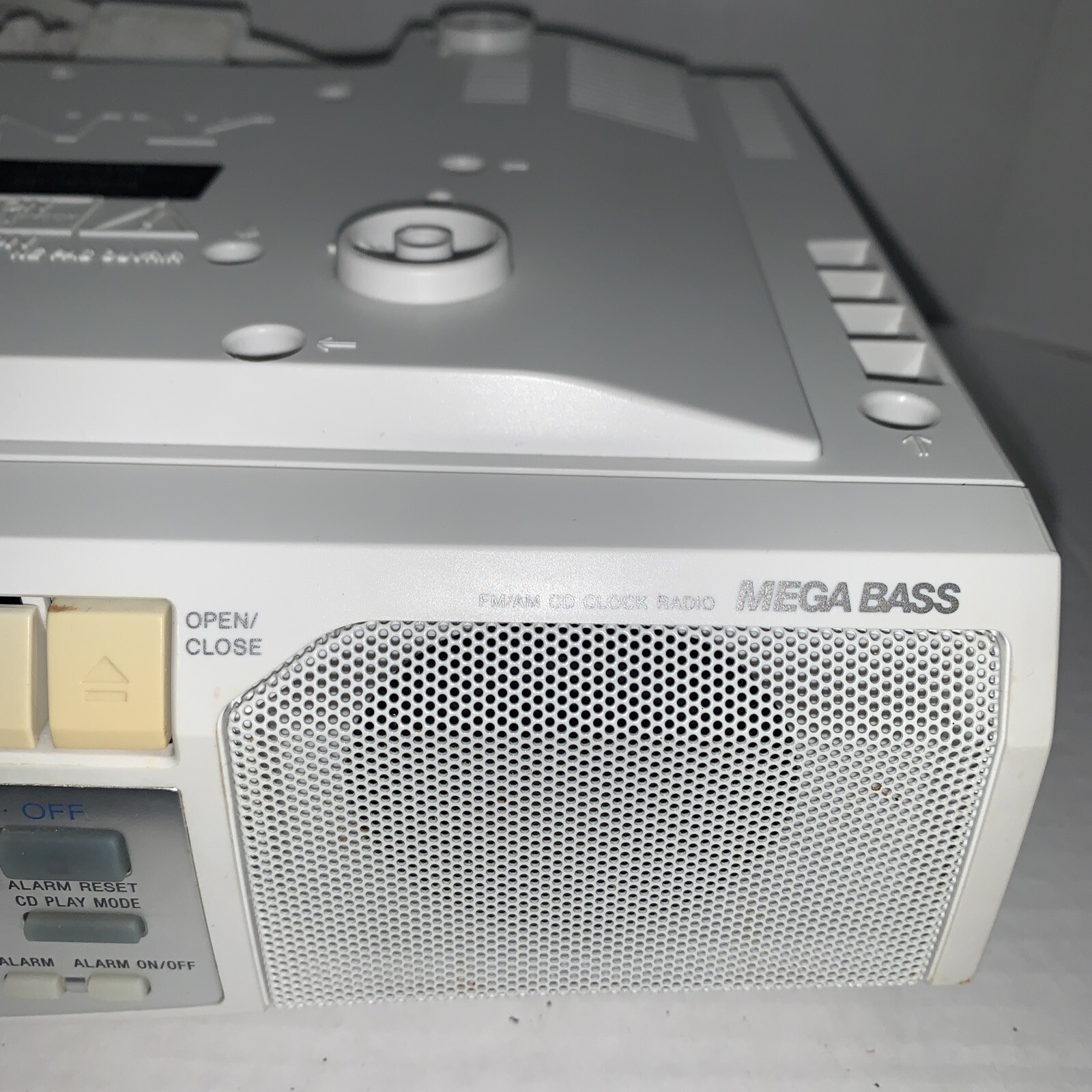 Sony ICFCD513 SpaceMaker FM AM CD Kitchen Clock Radio Under eBay