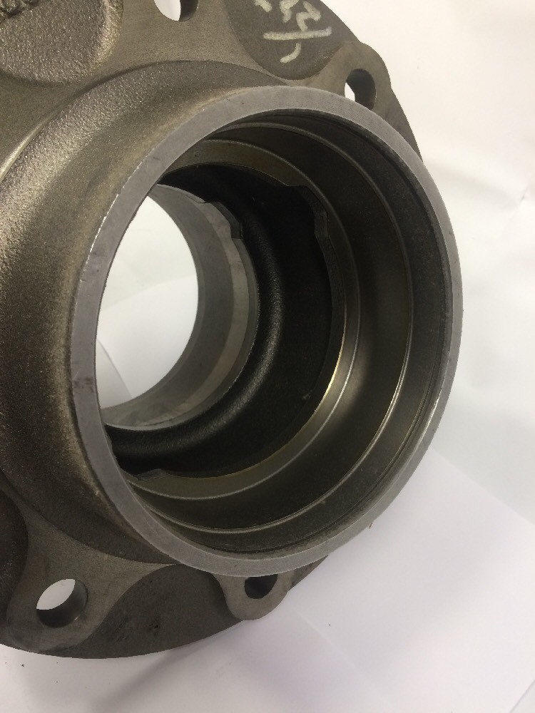 Isuzu Truck Axle Rear Wheel Hub CXZ EXZ EXR CXM FTR FVR Giga