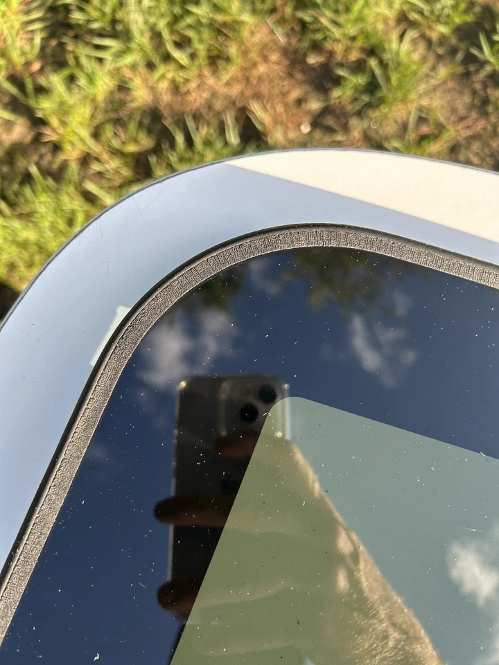 DA8Z74500A18A 09-19 Ford Flex 05-07 Freestyle 08-09 Sunroof Glass - Изображение 4 из 4