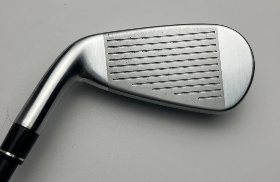 Plancha de conducción utilitaria TaylorMade Stealth DHY 3 - KBS TGI 110 Stiff Flex Foto 2 de 4