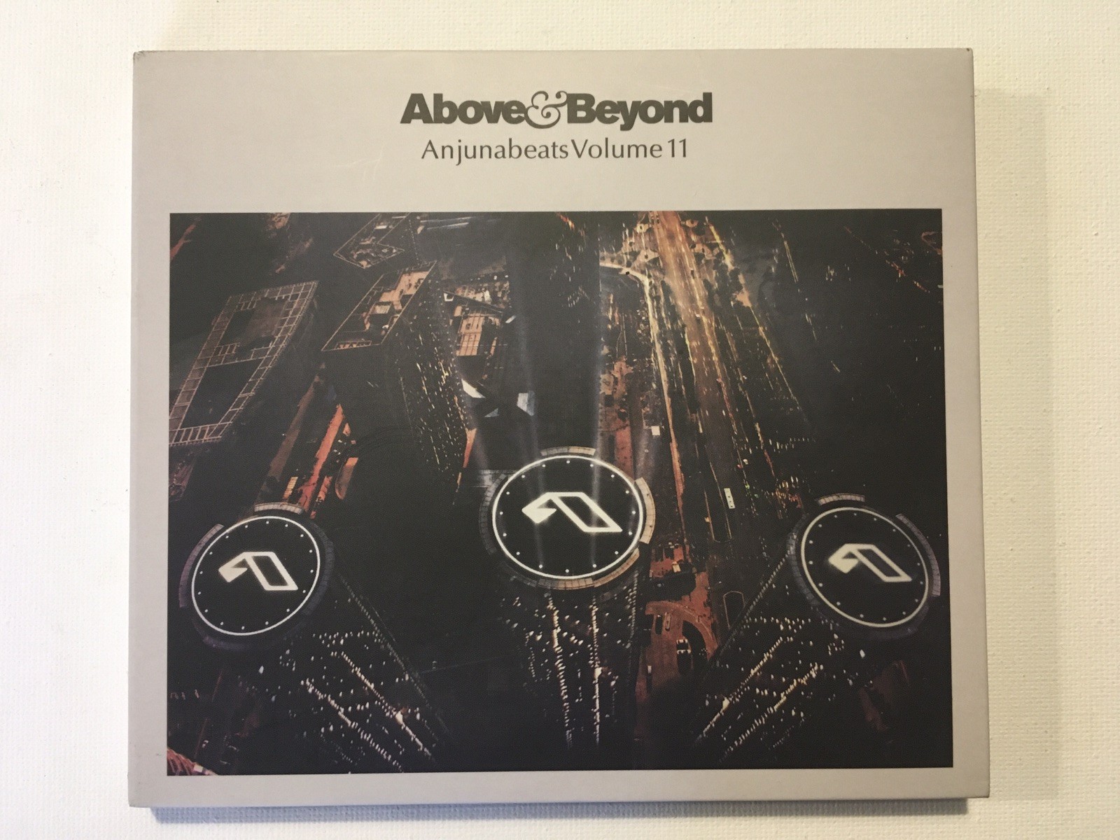 Anjunabeats Vol. 11 By Above & Beyond Ft. London Grammar Audien 16 Bit Lolitas