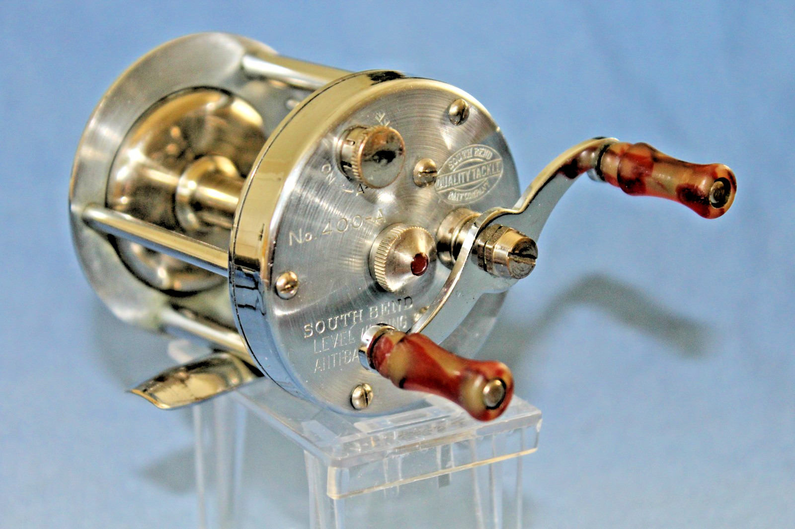 Vintage SOUTH BEND 400-A Fishing Reel Anti-Back-Lash.