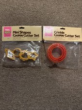 wilton cookie cutter set 2 Sets 1980s Plastic Crinkle, Shapes