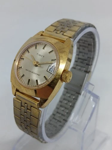 VINTAGE Timex Manual Wind Women's 25mm Gold Tone Date Watch
