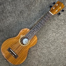 DCT DUS-152K Ukulele with Case Used Japan