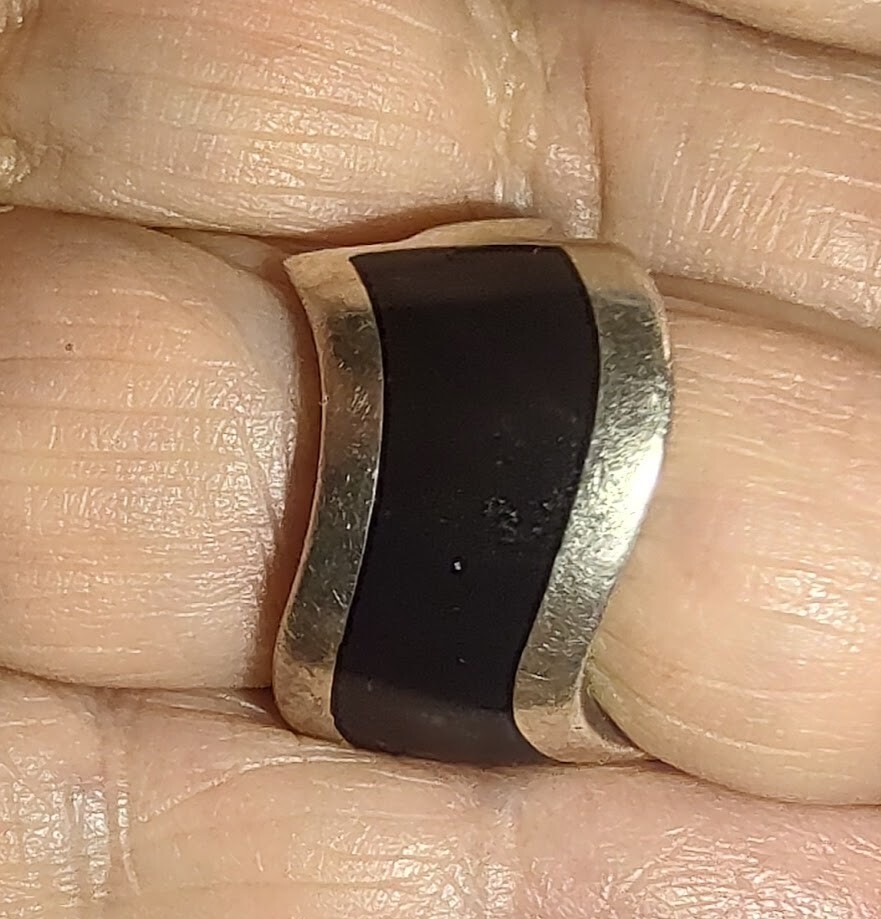 Picture 2 of 5
