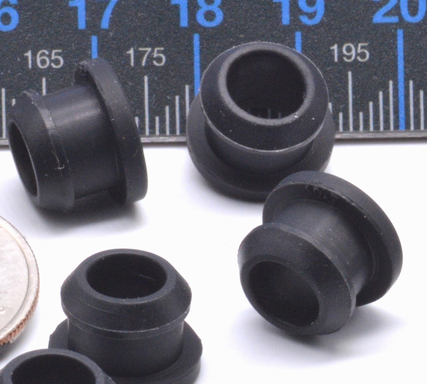 3/8" x 5/16" ID w 1/4" Groove Rubber Grommet Bushings Push in Panel