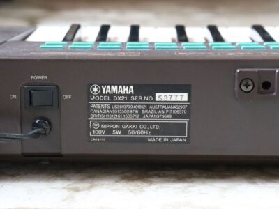 Yamaha DX21 61 Key FM Digital Synthesizer Keyboard Vintage for