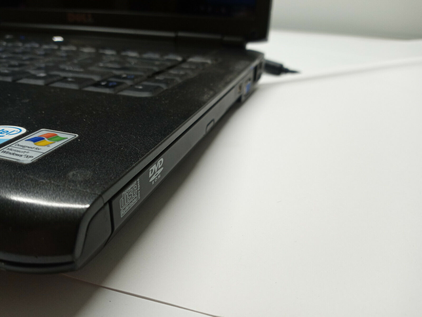 Dell Vostro 1500 Core 2 Duo T5270 1.40Ghz 160GB HDD 1GB Ram FOR PARTS - Picture 5 of 10