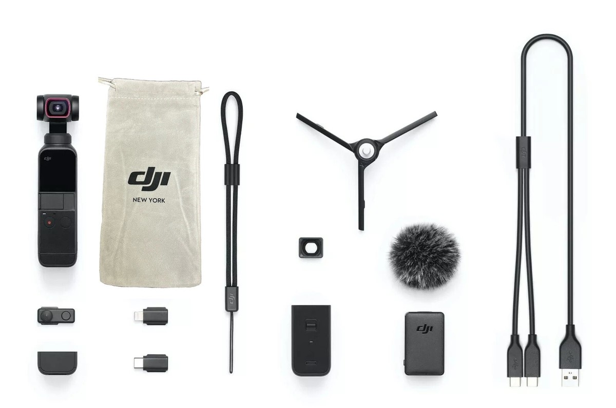 DJI Pocket 2 Creator Combo Handheld Stabilizer Camera DJI Pocket 2 Creator Combo Handheld Stabilizer Camera