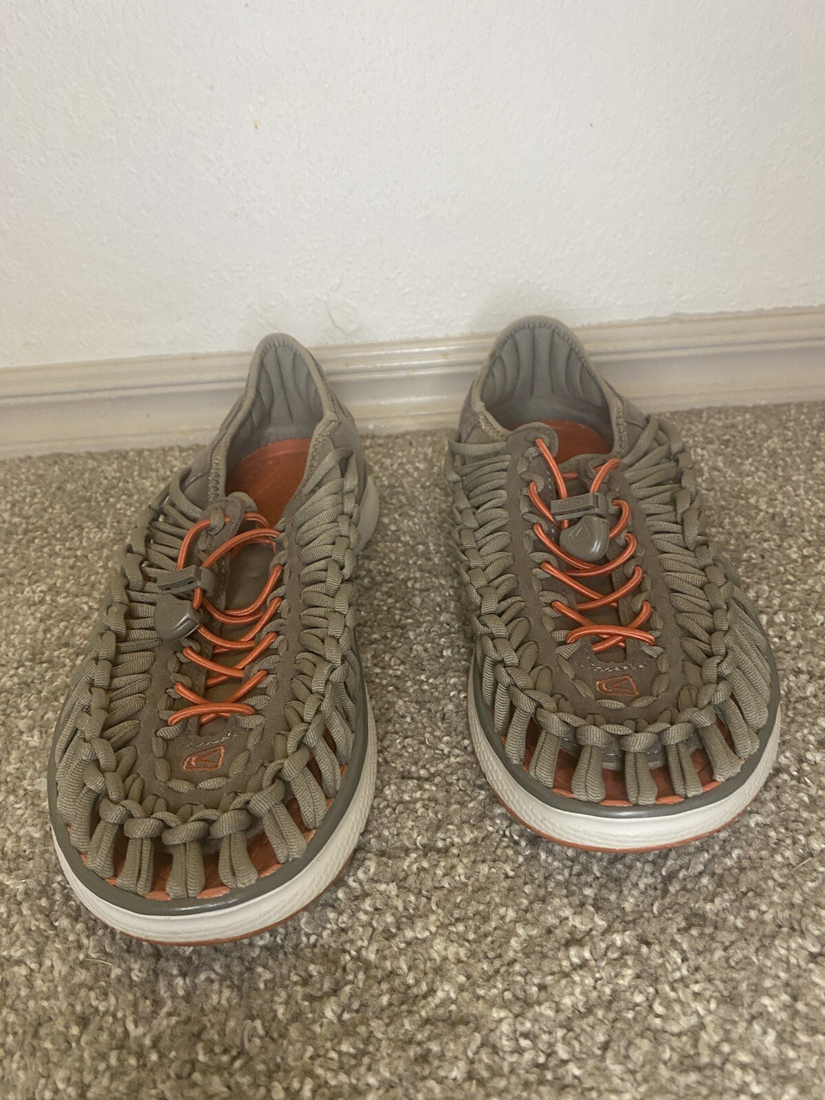 Scarpe da uomo Keen Uneek taglia 8 outdoor grigio corallo trail sport escursionismo