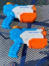 2 Nerf MicroBurst 2 - Super Soaker Blaster - A9461 VGC