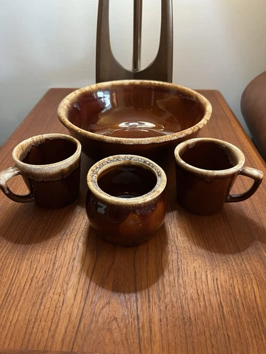 Lot of 4: Hull Brown Drip Mixing Serving Bowl 10”; 2 Coffee Tea Mugs; Sugar Bowl