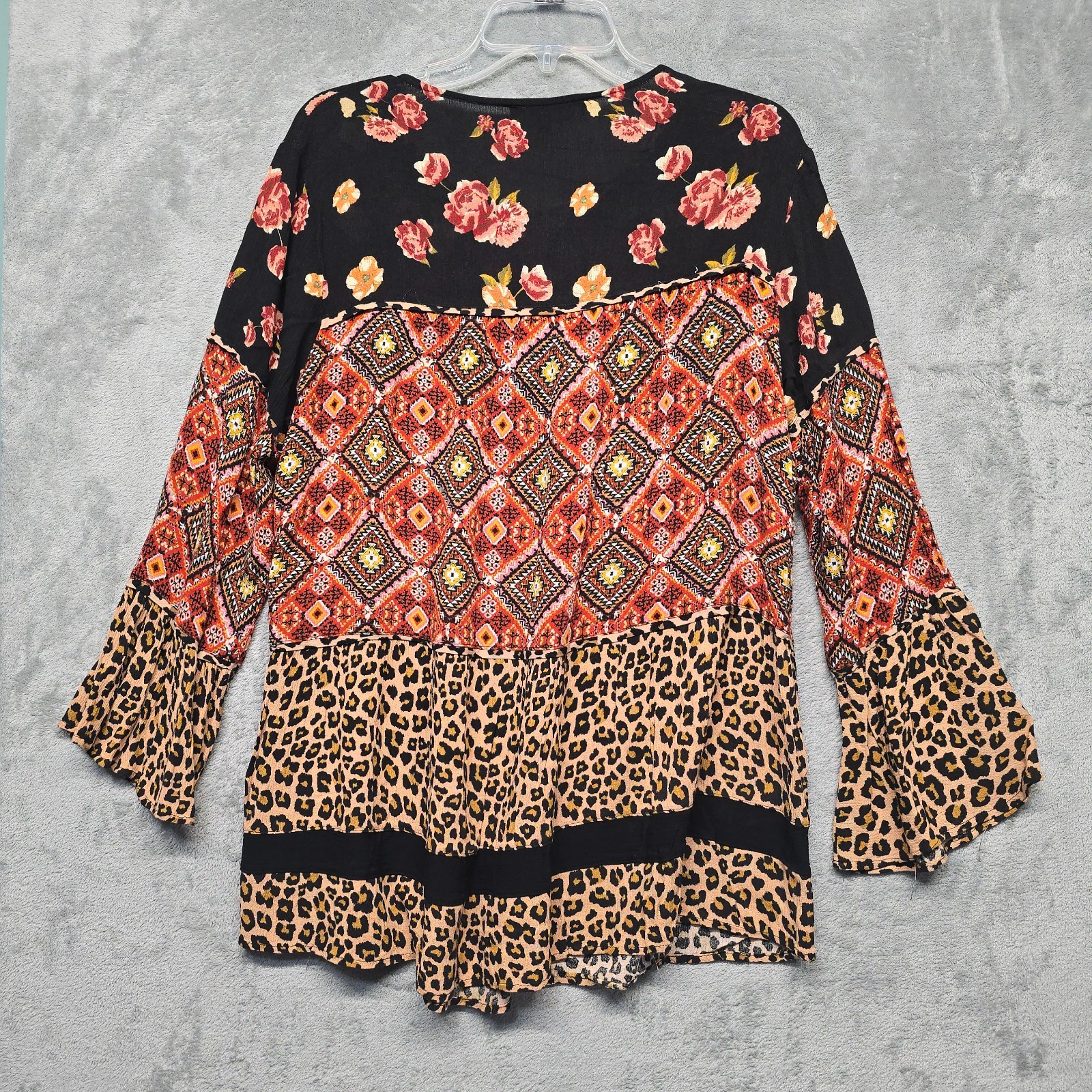 Calessa Top Womens Sz Medium Multi Mixed Print Ti… - image 2