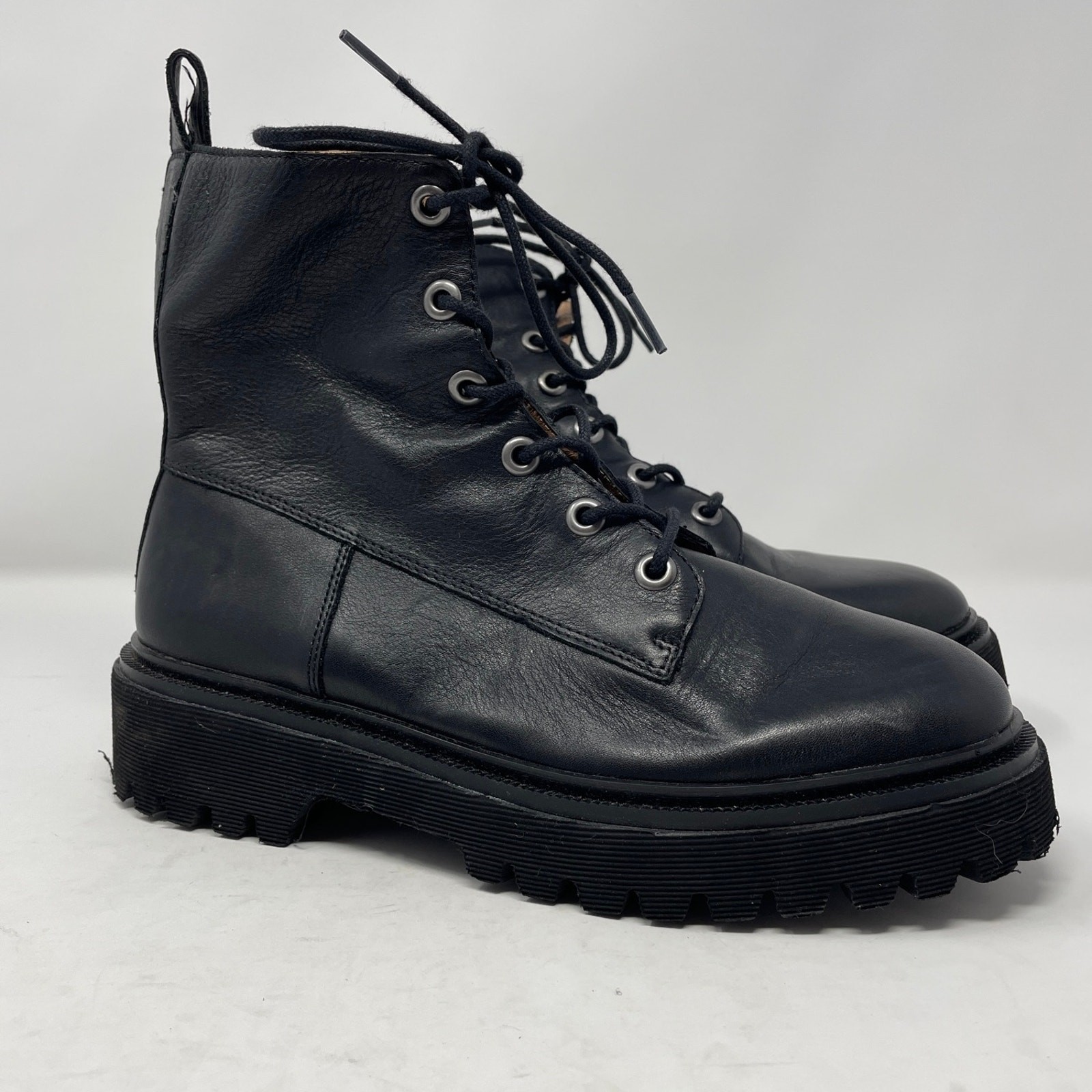 SAOLA Stivali stringati Madewell The Rayna 6 5 da donna in pelle da combattimento moto suola a strappo spigolosa