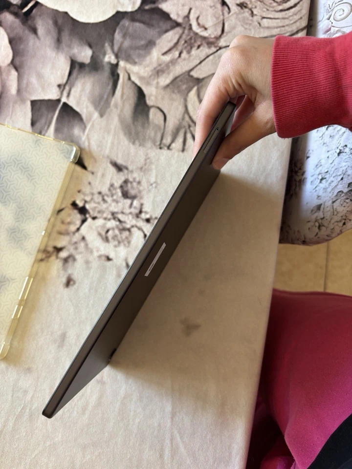 Samsung Galaxy Tab A8 SM-X200 64GB, Wi-Fi, 10,5" - Dark Gray - Immagine 4 di 4