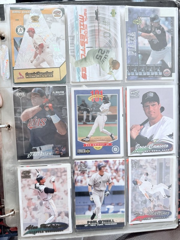 Lot Of Baseball Cards . Winner Receives Full Binder
