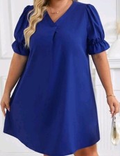 Women's  Blue Dress Size 2XL Short Sleeve Length Round Neck Pre-owned