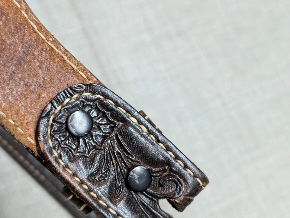 Cinturón hebilla vintage hecho en EE. UU. TOOLED 32 CUERO DE VACA OCCIDENTAL cónico FLORAL Foto 4 de 4