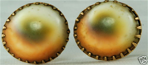 VICTORIAN ANTIQUE 14K GOLD OPERCULUM SHELL CUFF BUTTONS - Picture 1 of 2