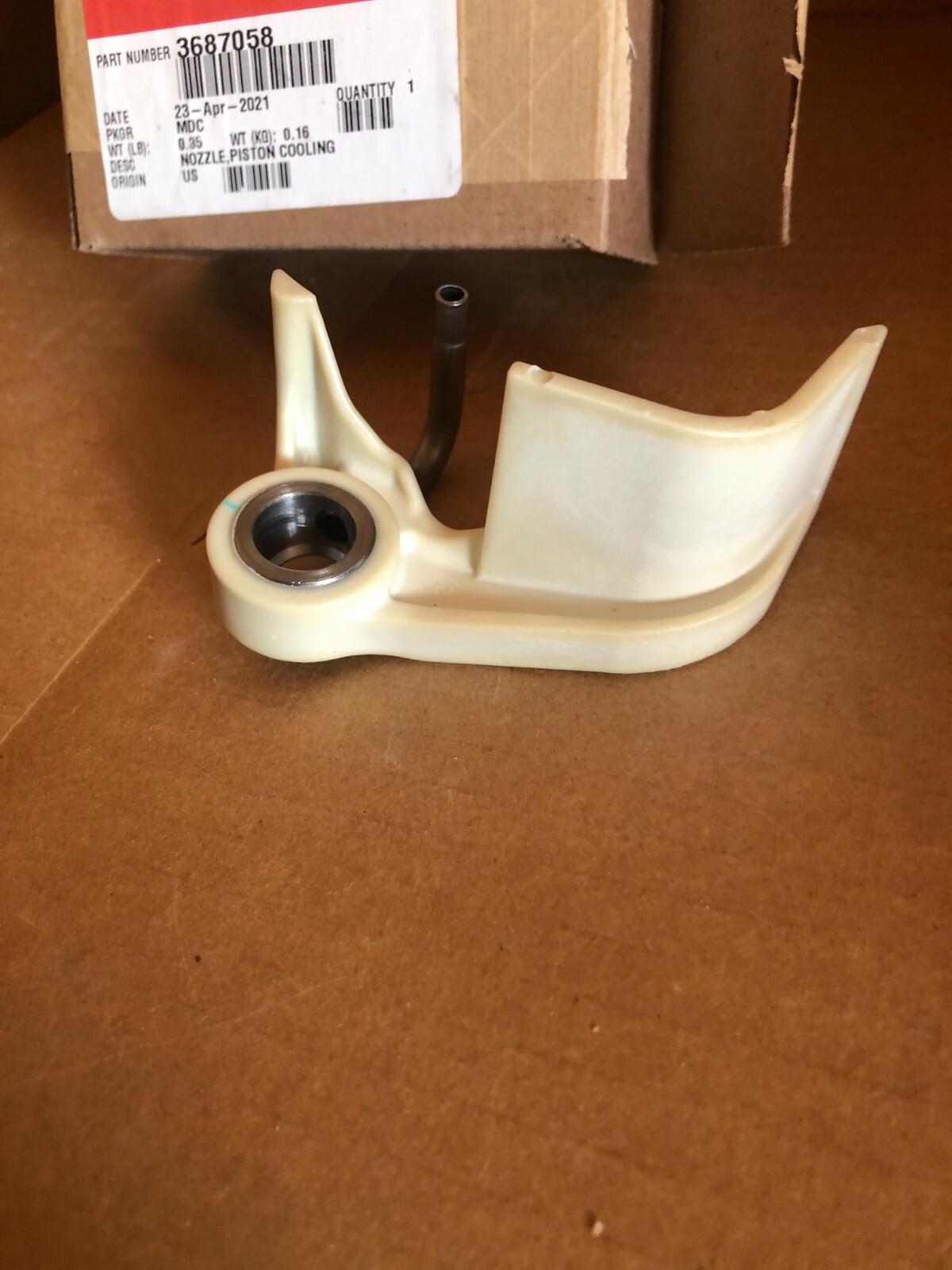 NEW CUMMINS 3687058 PISTON COOLING NOZZLE | eBay