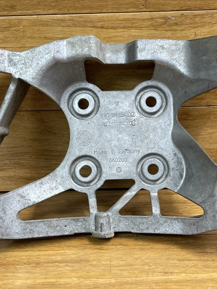 Soporte de escape silenciador OEM Porsche Cayman 987 S 2005-2008 3,4 L 6 velocidades Foto 3 de 4