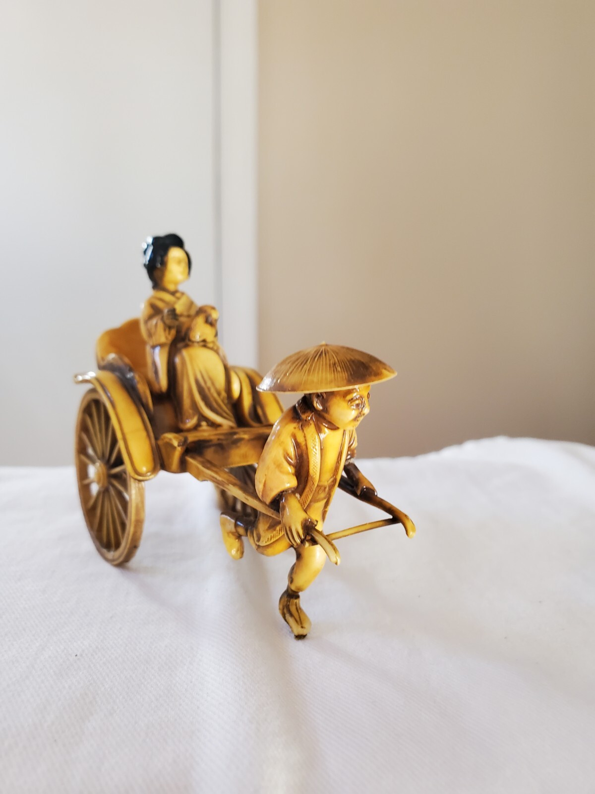 STATUETTE CELLULOID CHINOISERIE Pousse- Pousse A Pied EUR 30,00