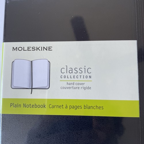 Moleskine Classic Notebook Hard Cover Large 5 x 8.25 Plain/Blank Black 240 Pages - Bild 2 von 4