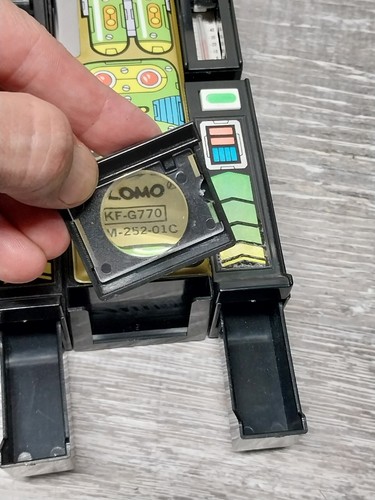 Estuche para lápices Flomo Robot vintage años 80 excelente plástico negro - Imagen 7 de 10