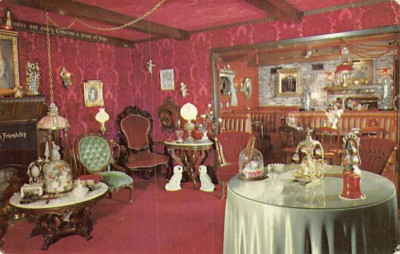 Postcard CA: Red Parlor, Ye Olde Hoosier Inn, Stockton, California, 1950's