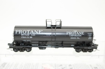 Kadee HO Scale PBGX Protane Gas ACF 11K Gallon Tank Car #36 LN OB