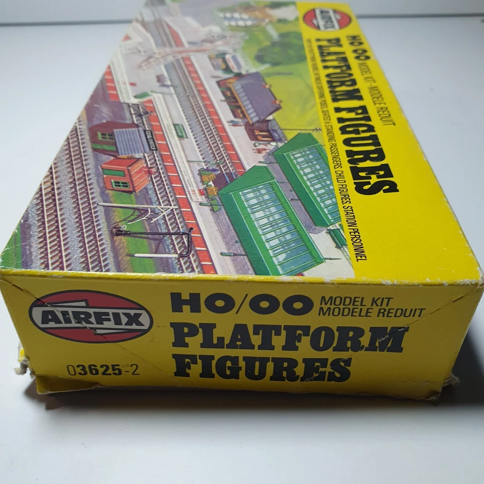 AIRFIX HO/OO KIOSKS & STEPS  03602-9 - Image 3 of 4