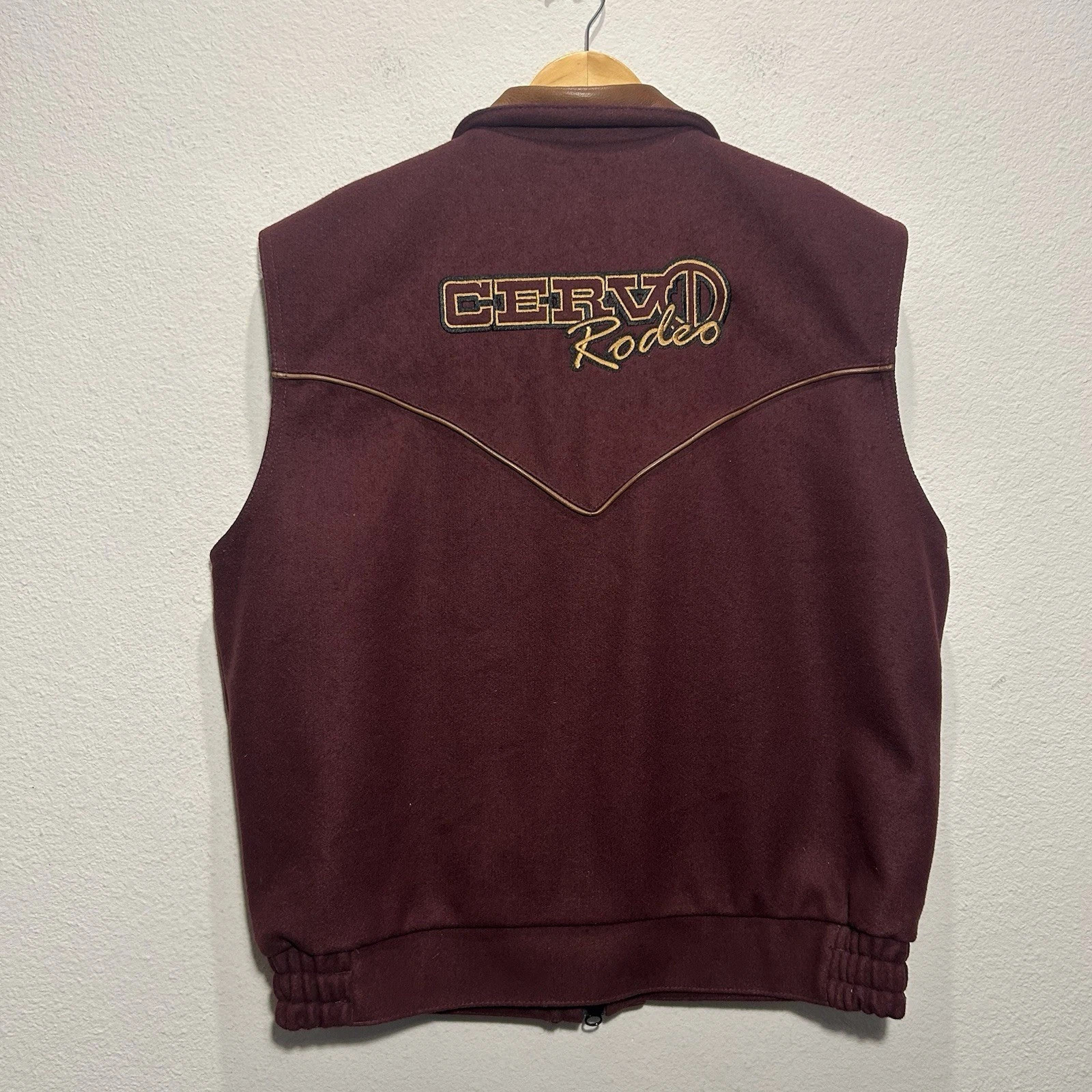 Vintage Schaefer Gold Coast Vest Men XL Red Wrangler National Finals Rodeo USA image 7