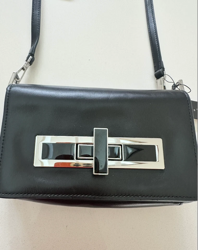 Сумка через плечо Theyskens Theory черная кожаная с поворотным замком. Новый с ярлыками. - Изображение 2 из 4