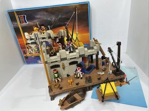 Vtg Playmobil Naval Stronghold 3288. 100% Complete With Box. VGC!