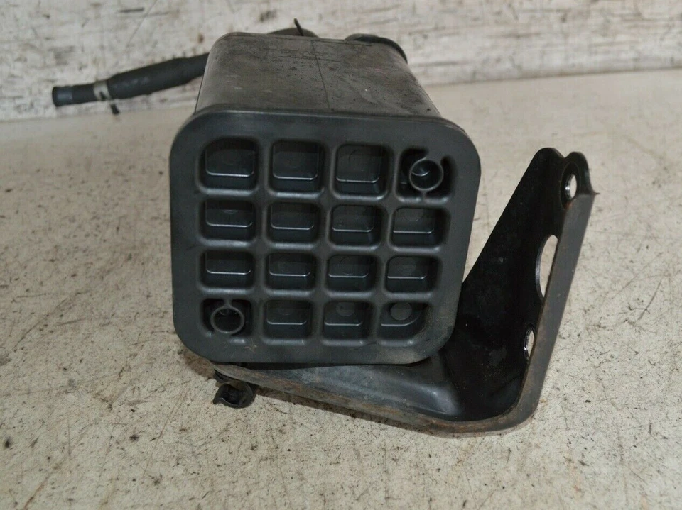 Toyota Previa Charcoal Carbon Filter 77704-28211 Previa 2.4 vvti Auto 2001-2006 - Image 3 of 4