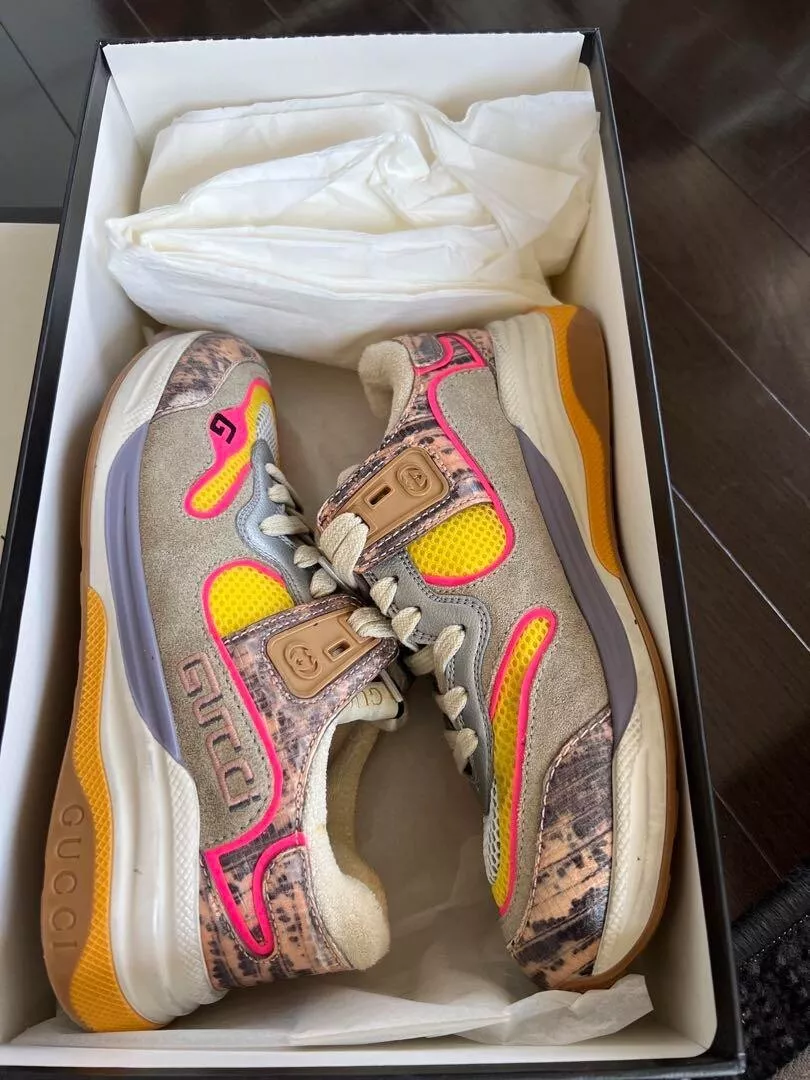 Gucci Baskets Chaussures Multicolore Daim avec Motif GG Taille 36 US Environ6 Femme