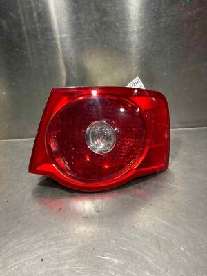 05 06 07 JETTA EXCEPT GLI Tail Light Assembly Right
