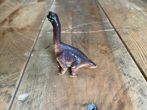 Safari Ltd Baby Dinosaur Figure - Brachiosaurus - 6cm - China - Picture 2 of 7
