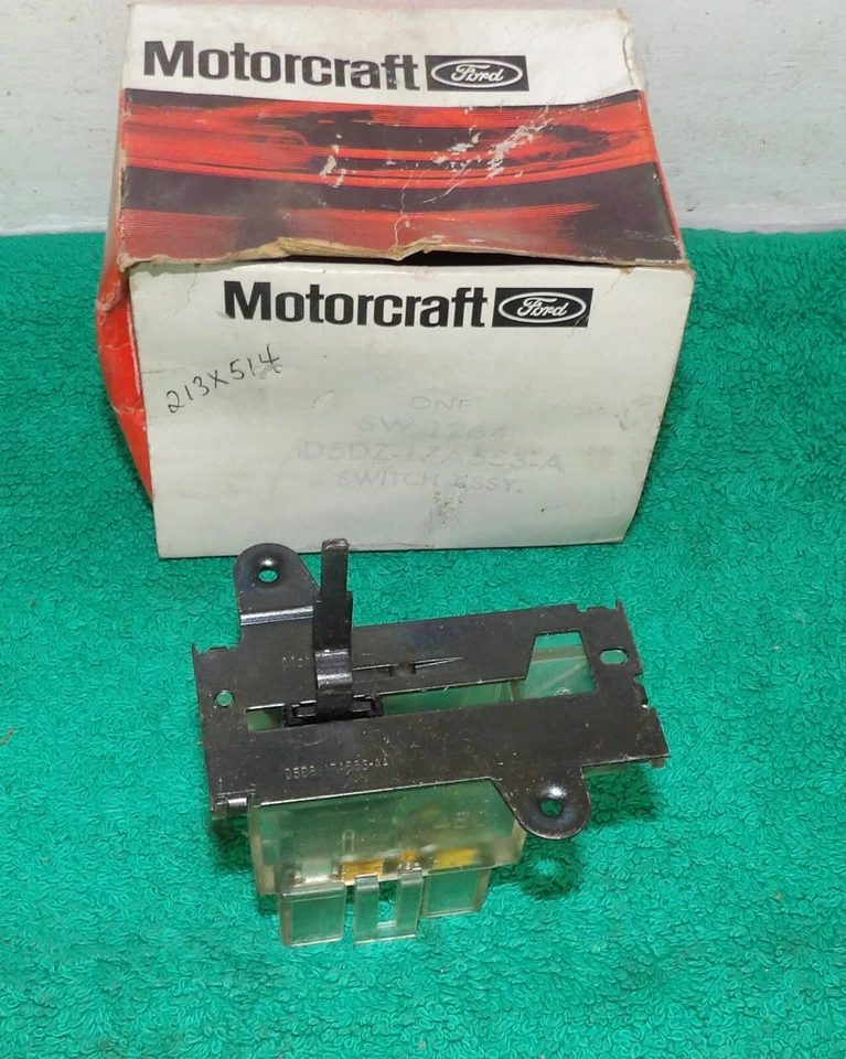 Ford Granada Mercury Monarch 1975 nuevo en stock limpiaparabrisas e interruptor de lavadora 3/75 Foto 2 de 4