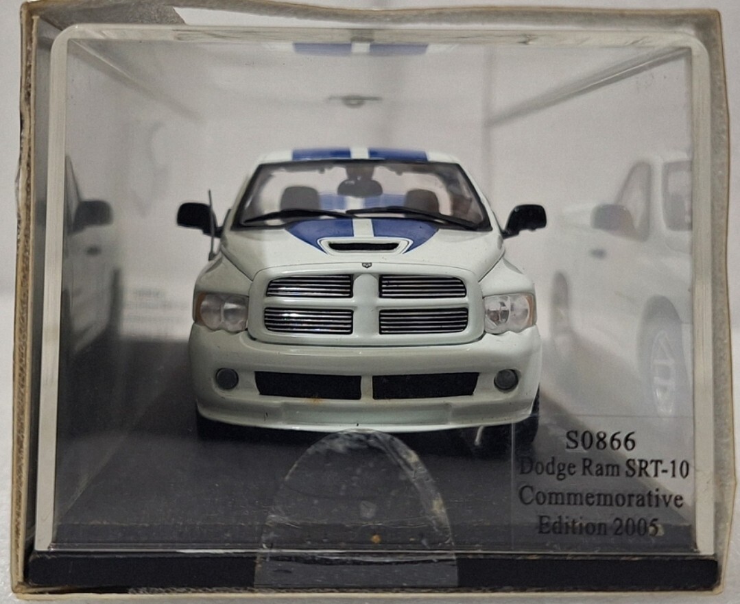 スパーク　ダッジラム　ミニカー　DODGE RAM SRT-10　新品　V10 スパーク ダッジラム ミニカー DODGE RAM SRT-10 新品 V10