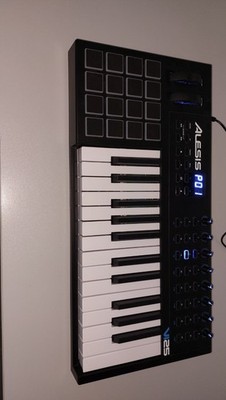 Alesis MIDI-Board VI 25