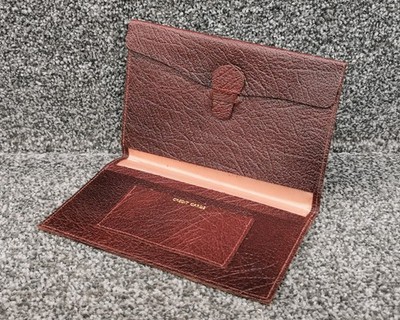 Vintage minimalistische Leder Geldbörse, schmales Profil, Dokumentenfach in voller Größe
