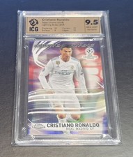 2017-18 Topps Chrome UEFA CL Lighting Strike Soccer Card Cristiano Ronaldo 