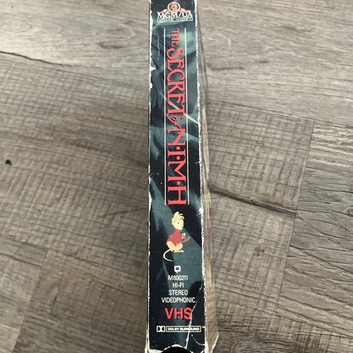 The Secret of NIMH VHS Tape 1982 Animated Dom De Luise Elizabeth Hartman Movie - Picture 6 of 7