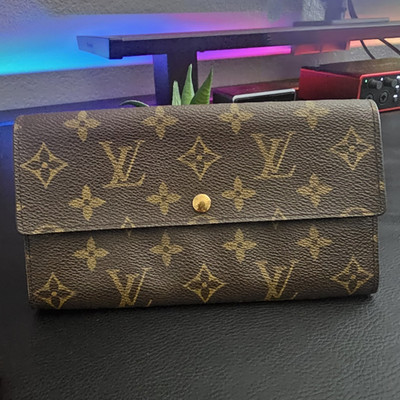 Louis Vuitton Monogram Brown Women s Wallet Snap Flap Zip Coin Pocket Cards