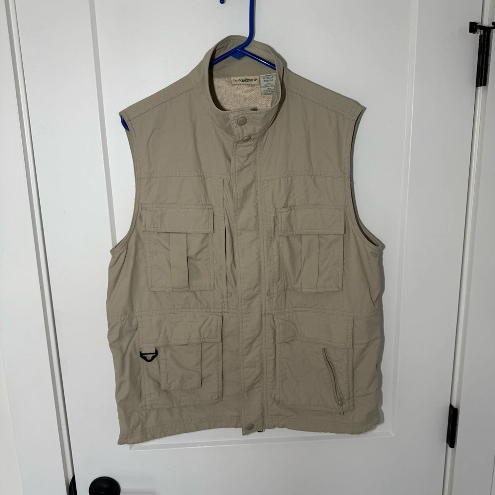 Vintage TravelSmith Utility Vest Hunting, Hiking Fishing Lightweight mesh casual