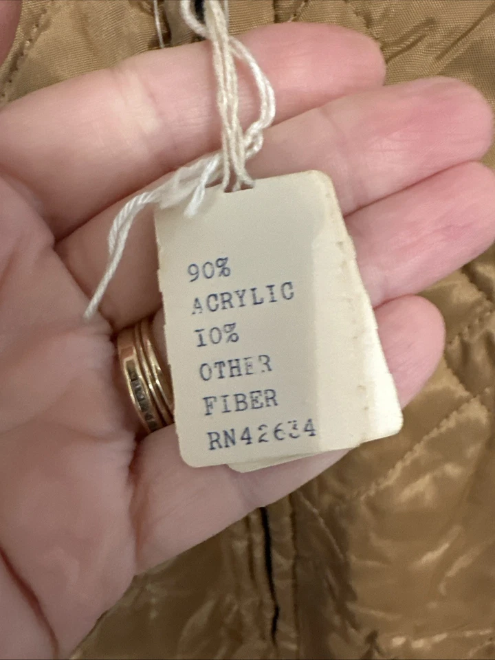 1950 s New Old Stock DACO Quilted Puffer Jacket Rare Color Size L - Image 3 of 4