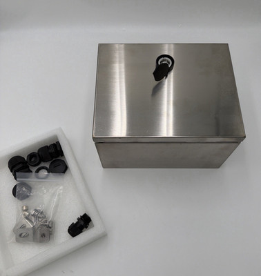 IP65 Stainless Steel Electrical Box 10x8x6 NEMA 4 Wall Mount Enclosure Scratched